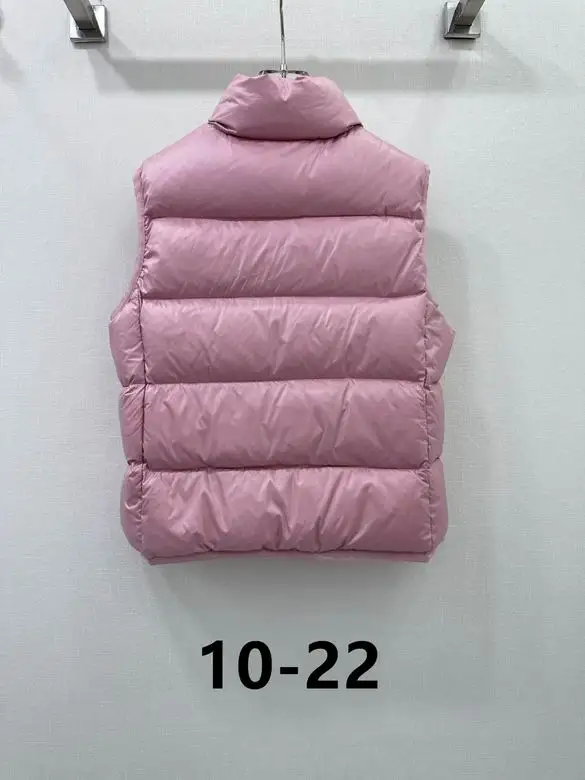 Moncler S-XL   (10)